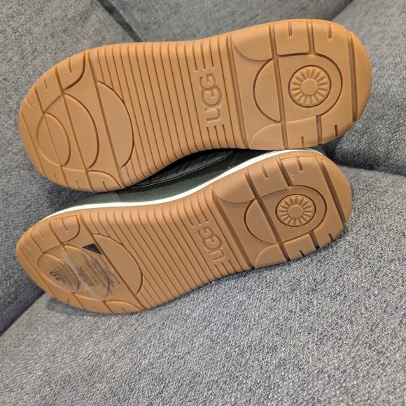 UGG Lakesider Zip Ankle Boot